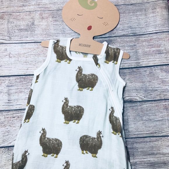 milkbarn wearable blanket